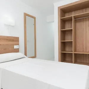 https://cozy-bright-double-room-in-cala-ratjada.allmallorcahotels.com